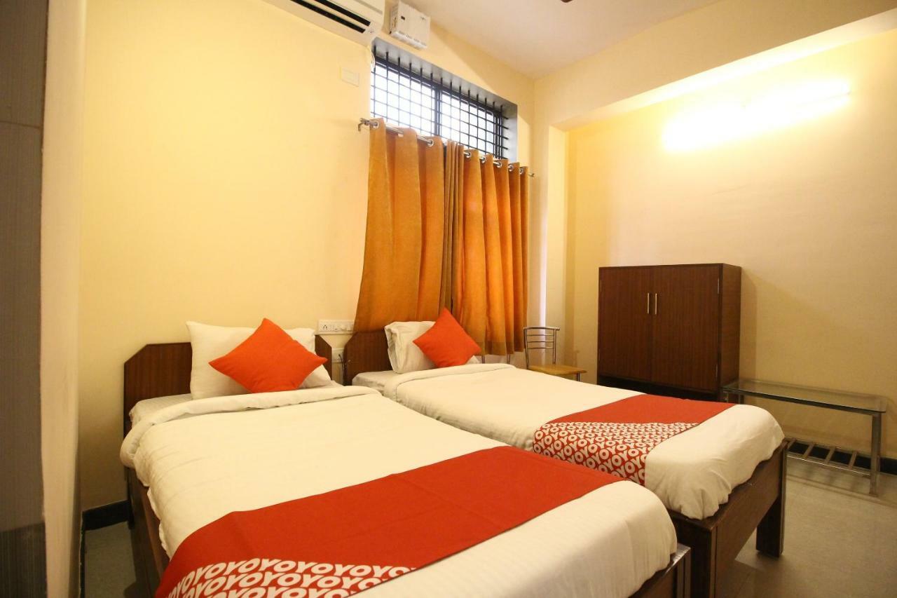 Oyo Flagship 30734 Jeevan Lodge Shimoga Bagian luar foto