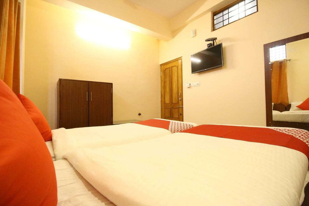 Oyo Flagship 30734 Jeevan Lodge Shimoga Bagian luar foto